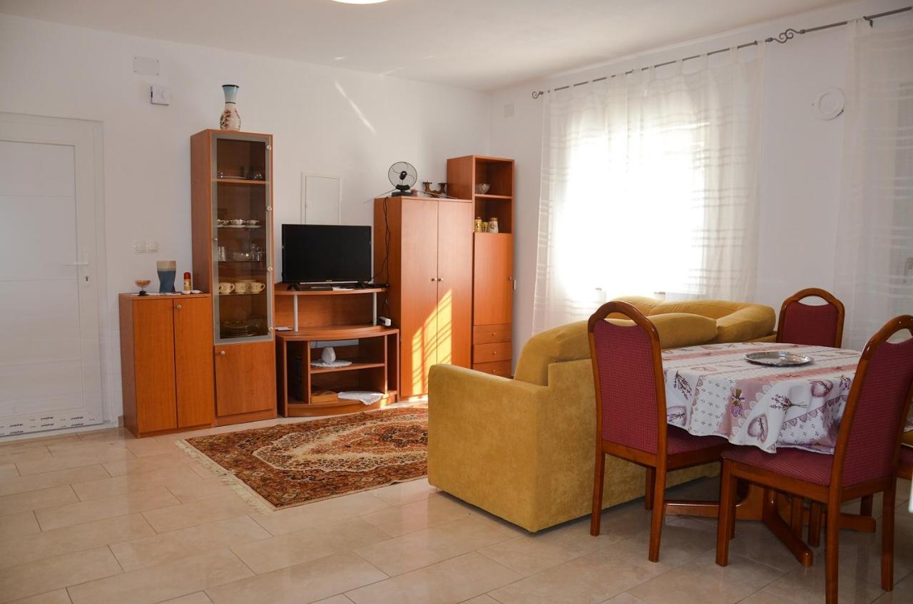 Apartman Zrina Ostro Kraljevica Ngoại thất bức ảnh